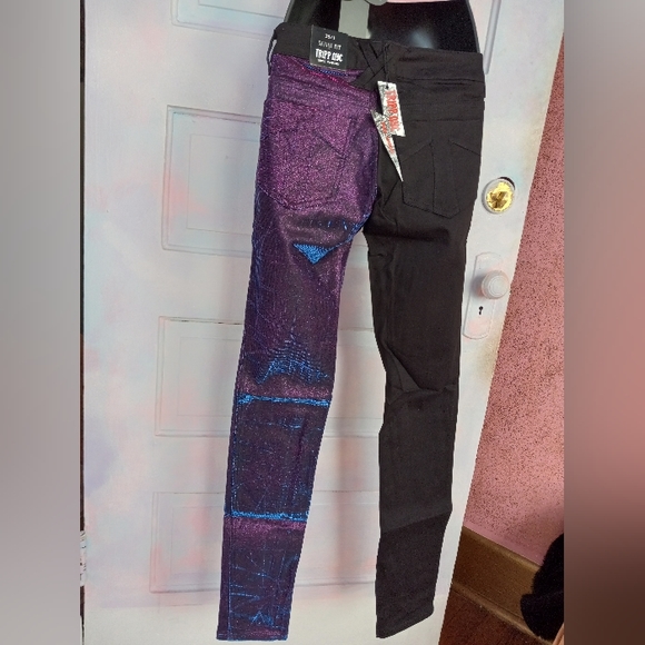 Tripp nyc nwt HOLOGRAPHIC amazingly dope split-personality jeans! - Picture 4 of 5